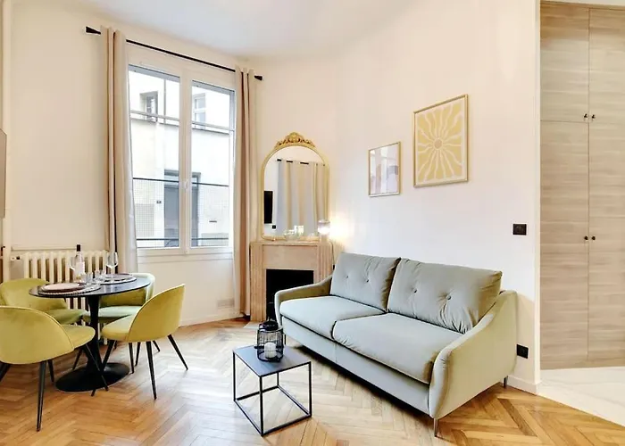Charming Apartment Heart Of Le Marais - Gethosted